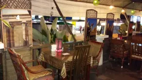 D'Feringghi Hotel - Restaurant