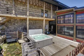 Game Room + Hot Tub: Mayvsille Mountain Condo - Innenbereich