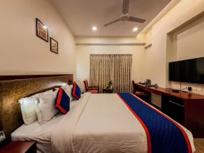 Zip By Spree Hotels Kolhapur - Room