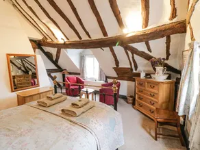 Apple Tree Cottage - Interior