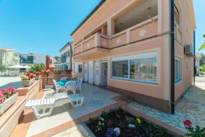 Merveilleux appartement de vacances avec jardin et barbecue | Vue jardin - Vue de la chambre