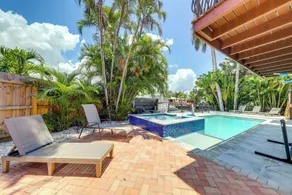 Pool & Home Theater: Lighthouse Point Home! - Intérieur