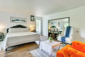 Pet-friendly Vacation Rental w/ Lake Access - Innenbereich