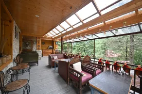 The Hillside - Restaurant