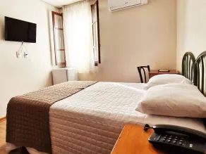 Mosteiro Hotel de Charme próximo ao Vale dos Vinhedos - Room