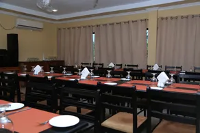PJ Hotels Jaffna - Restaurant