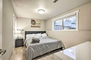 Spacious Kent Home ~ 17 Mi to Dtwn Seattle! - Zimmer