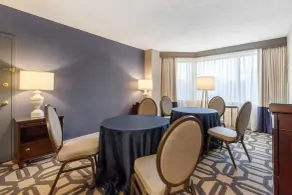 Omni Richmond Hotel - Chambre