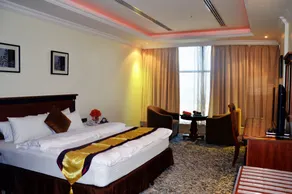 Crown Tower Hotel - Room