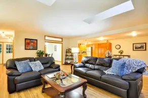 Milwaukie Home w/ Covered Porch: Dogs Welcome! - Interiør