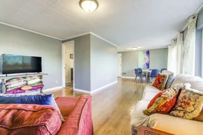 Pet-friendly Union Home ~ 19 Mi to Cincinnati! - Intérieur