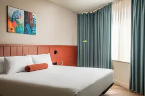 BYPILLOW Amari - Room