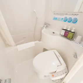 Super Hotel Shinbashi-Karasumoriguchi - Salle de bain