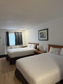 SERENITY INN AND SUITES - Zimmer