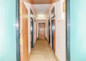 Hotel Subhash - Lobby