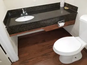 Buckboard Motel - Bathroom