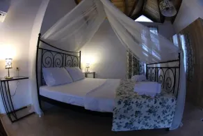 Karaburun Mimoza Apart Hotel - Habitación