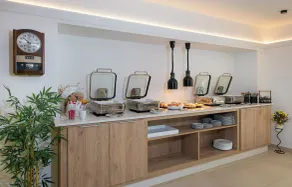 Leonidas Hotel & Apartments - Restaurant