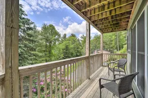4 Mi to Sugar Mtn Resort! Family-Friendly Retreat - Interior