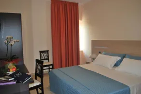 Hotel The Queen - Zimmer