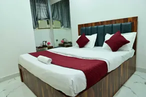 Hotel raj inn - Room