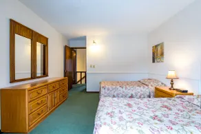 Crown Resorts at Silverwoods - Room