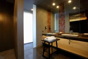 Kloud Hotel - Bathroom