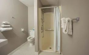 Motel 6-Rochester, MN - Bad