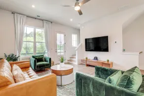 Townhome 1 Mi to Grant Park & Atlanta Beltline! - Interiör