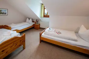 Landhotel Gut Wildberg mit Badeteich und großem Garten - Camera
