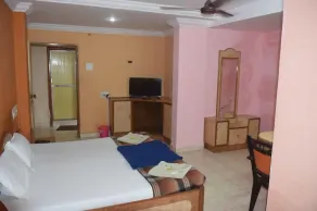 hotel prashant international - Room
