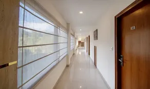 Hotel Ambika Residency Manali - Lobby