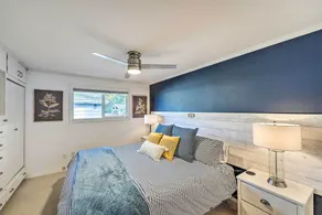McKees Beach House w/ Ocean Views, Hot Tub! - Innvendig