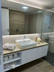 Particulier-Serviced Apartments - Salle de bain