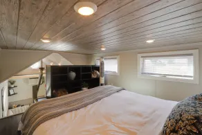 The Merlot Bungalow Defiance Tiny Home on Trail - Interni