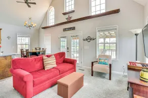 Tennessee River Retreat: Multi-level Deck & Views - Interiør