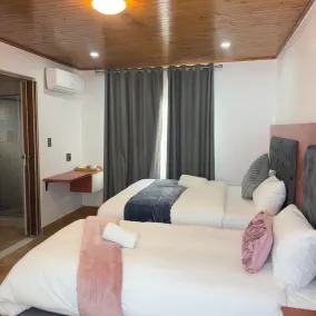 Cozy Villa Lodge - Rum