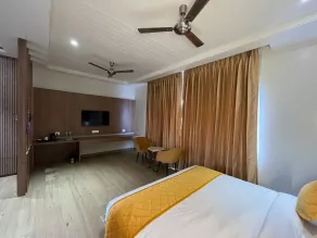 Hotel Three Seasons - Room