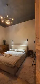Charming 18th Century Italian Retreat in Malnate, Italy - Værelse