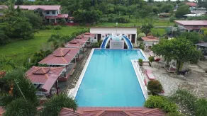 Pilot Hotel - Pool