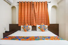 The Royal Samrat Newly renovated - Chambre