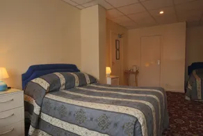 Laguna Hotel - Habitación
