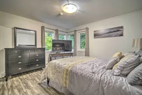 Walk to Downtown & Coast Trail: Condo in Anchorage - Interiør