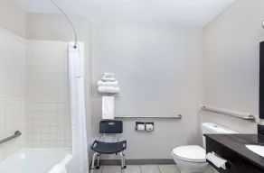 Super 8 by Wyndham Johnson City - Salle de bain