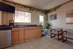 Americas Best Value Inn Comanche - Ingresso interno