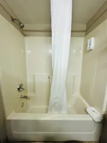 Quality Inn Rochester West - Salle de bain
