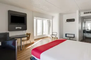 OYO Hotel Houston Katy Freeway - Room