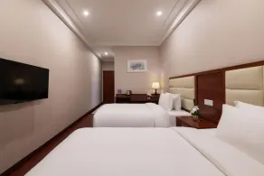 ShangHai LuAn Garden Hotel-Complimentary shuttle service between Shanghai Pu d ong Airport and Disneyland - Room