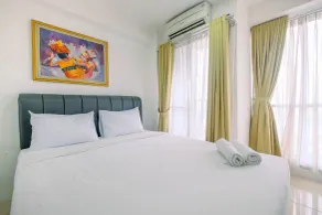 Modern Studio at Tifolia Apartment By Travelio - Room