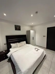 Peravi Suites at the Signature - Room